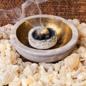 乳香精油祛疤效果好吗？乳香精油祛疤怎么使用？
